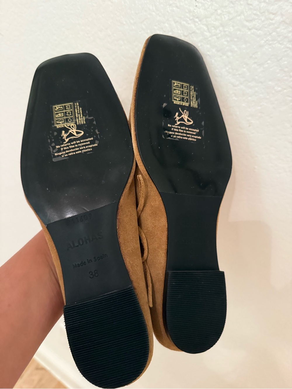 ALOHAS Sway Suede Ballet Flats - Picture 8 of 9